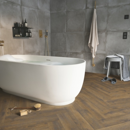 виниловый пол pergo vorma pad pro дуб вековой темный елочка 40287